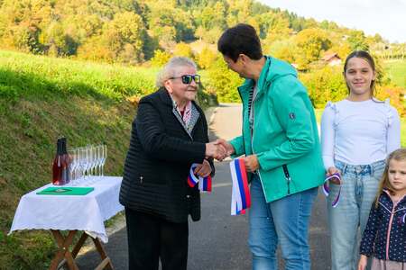 Otvoritev asfaltirane javno poti Kal - Jagodnik